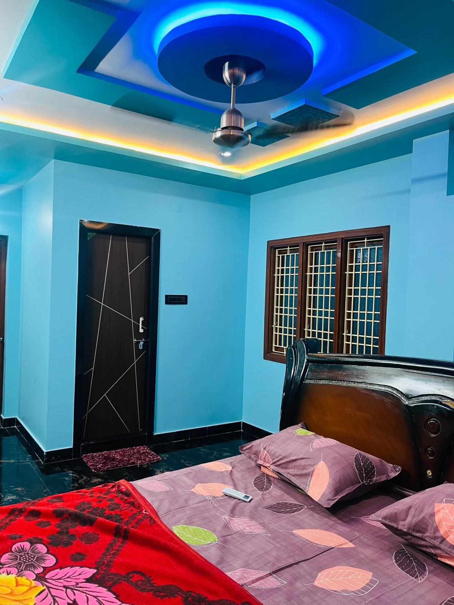 Homestay Sri Datta Kukkuteswara Nilayam Pithapuram
